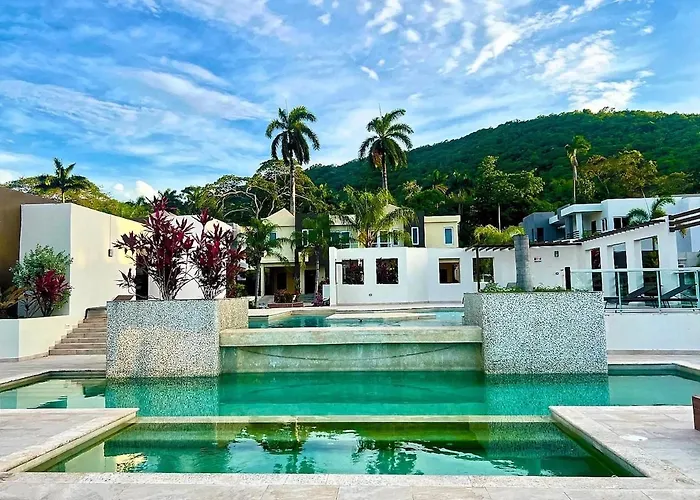 Azalia Palms New Oceanview